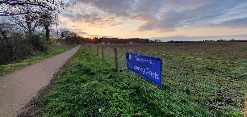Barky Park, Dog Field, Sandy in Bedford